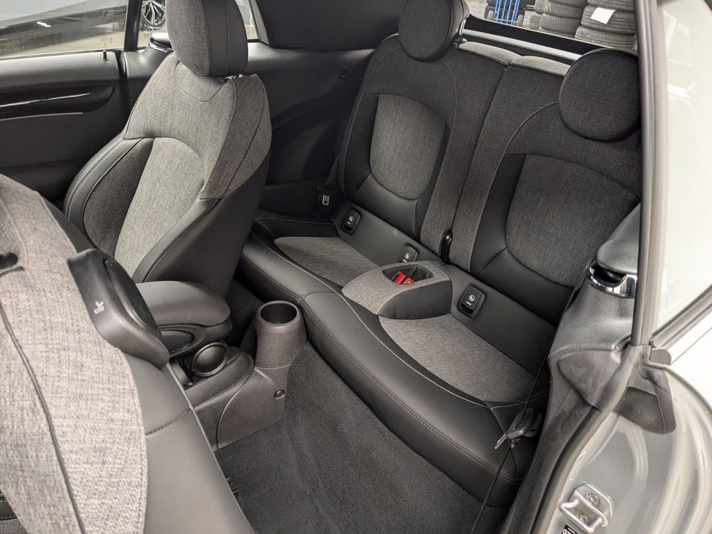 MINI Cooper Cabrio 2022