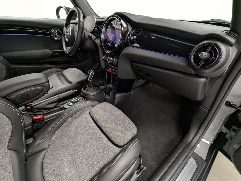 MINI Cooper Cabrio 2022