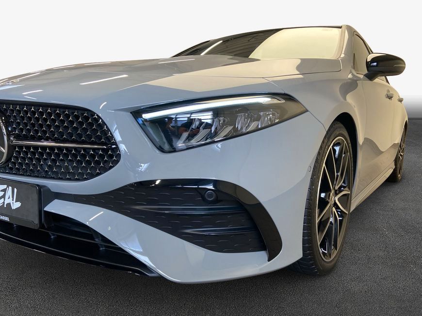 Mercedes-Benz A 180 2025