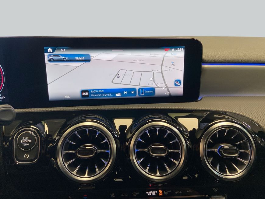 Mercedes-Benz A 180 2025