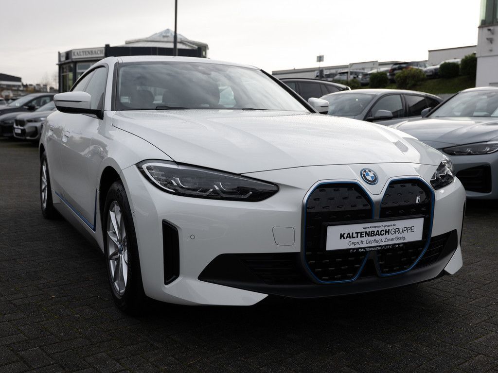BMW i4 2022