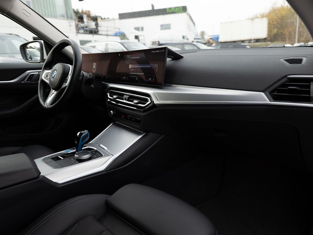 BMW i4 2022