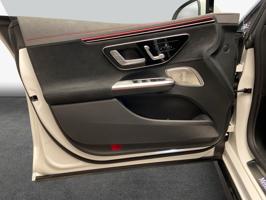 Mercedes-Benz EQE 2022