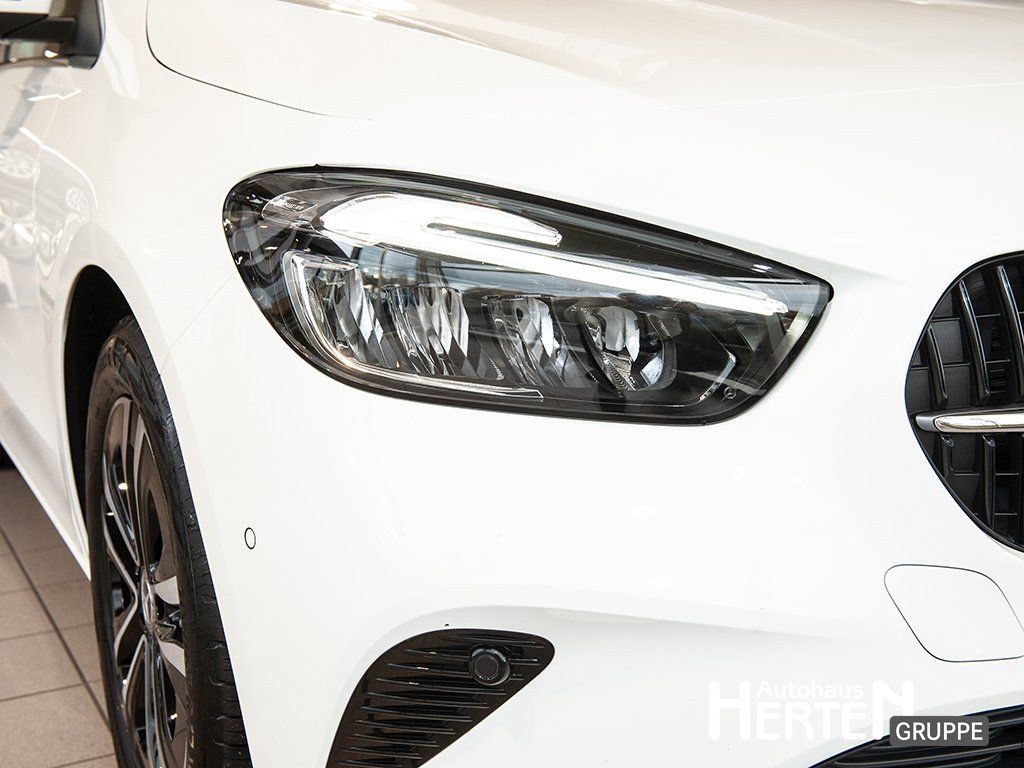 Mercedes-Benz B 200 2024