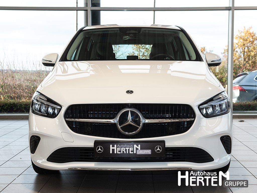 Mercedes-Benz B 200 2024