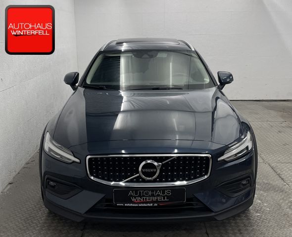 Volvo V60 Cross Country 2022