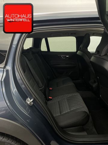 Volvo V60 Cross Country 2022