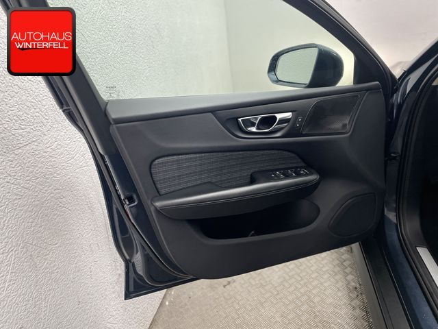Volvo V60 Cross Country 2022