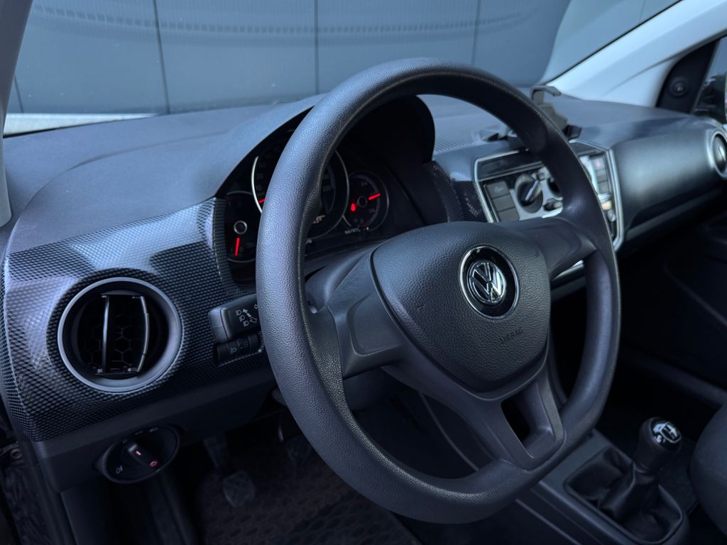 Volkswagen up! 2019