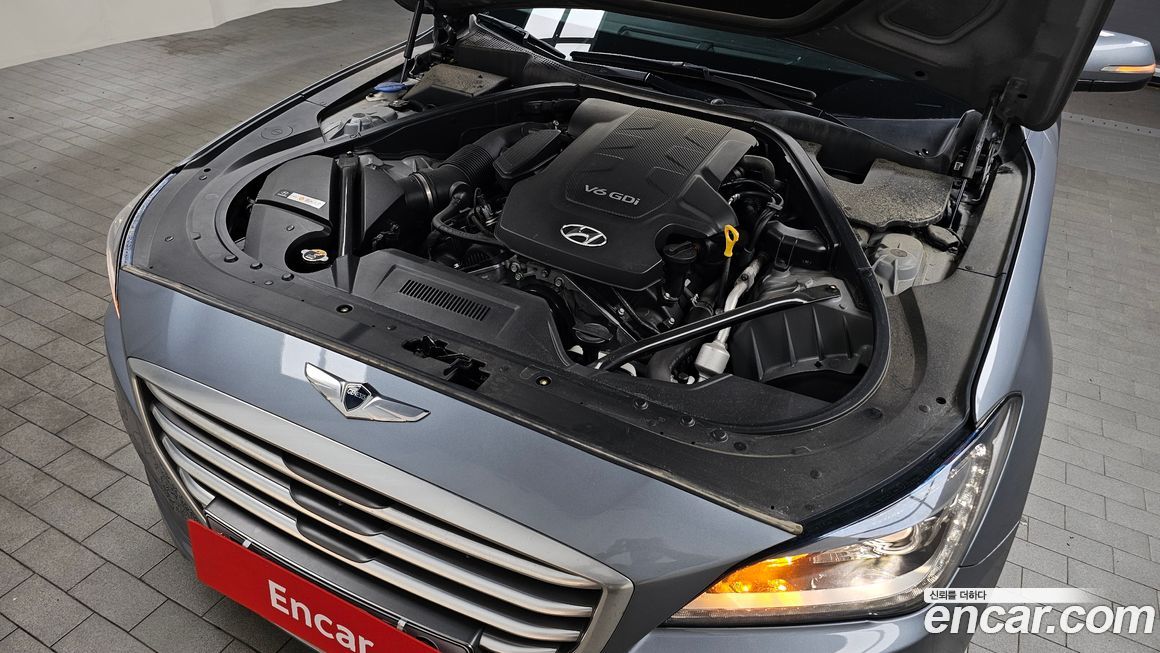 Hyundai Genesis 2015