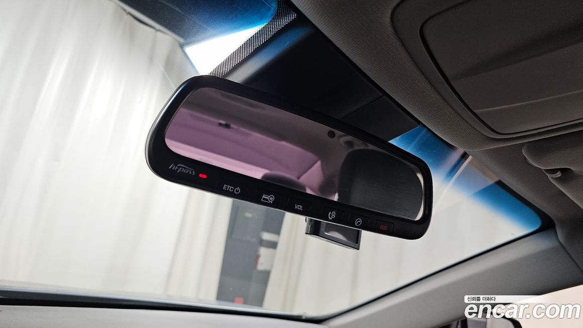 Hyundai Genesis 2015