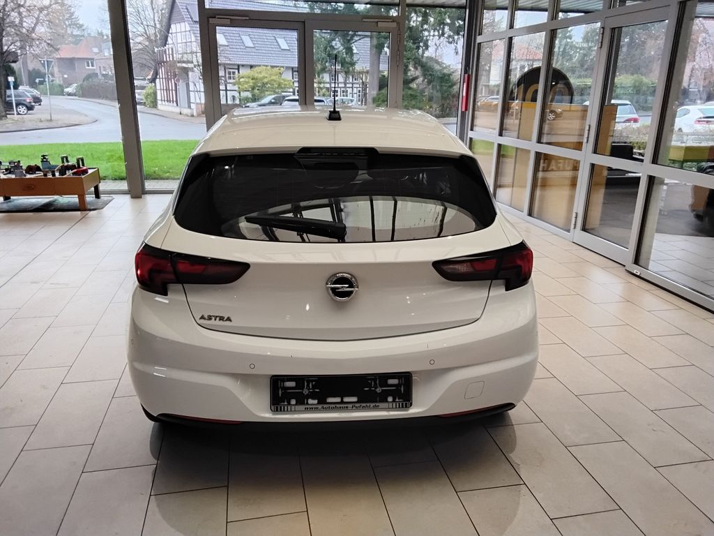 Opel Astra 2020