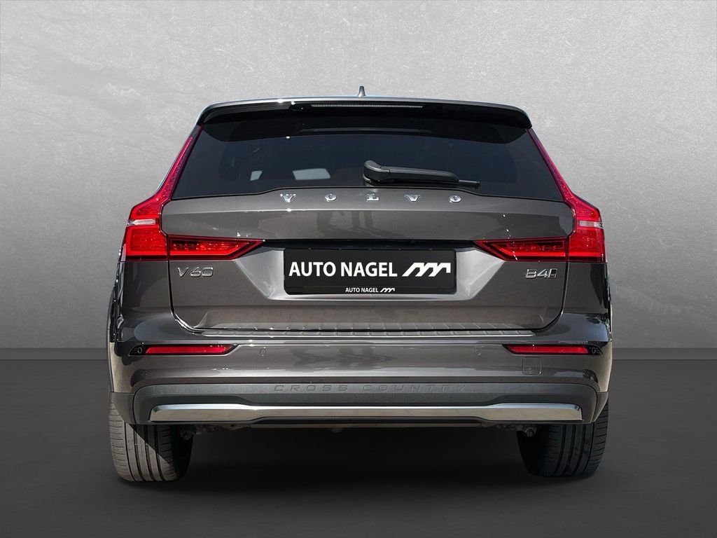 Volvo V60 Cross Country 2022