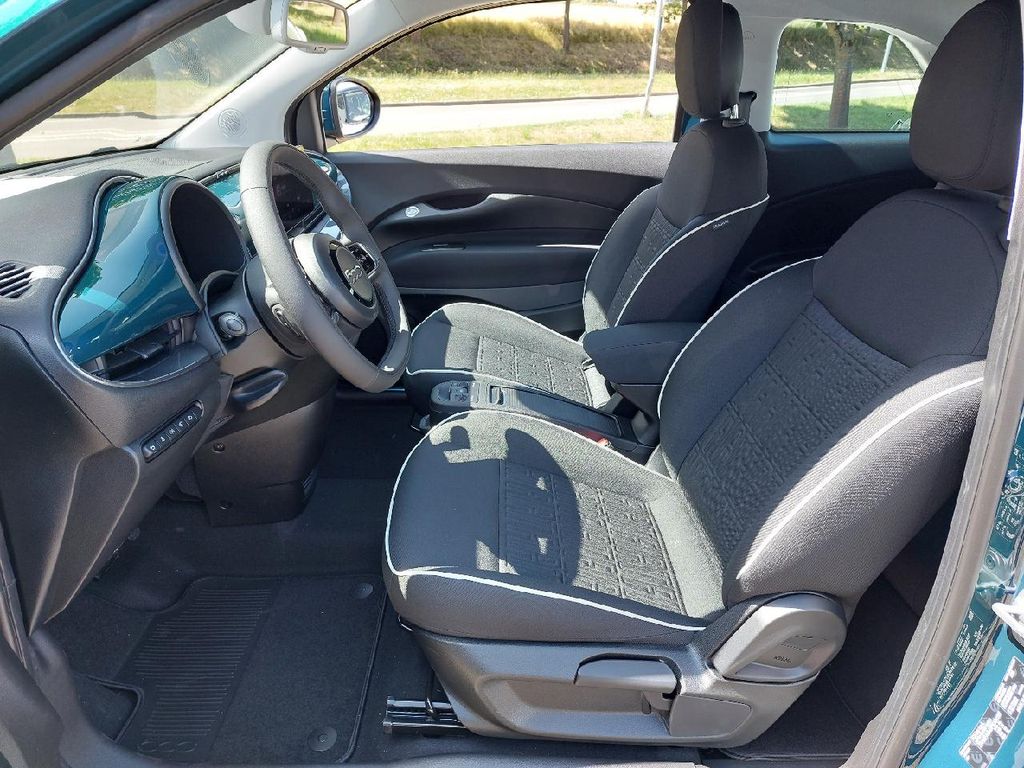 Fiat 500e 2023