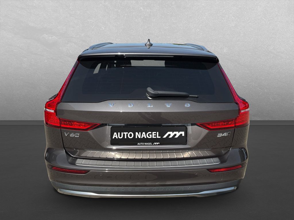 Volvo V60 Cross Country 2022