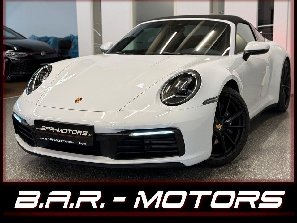 Porsche 911 2023