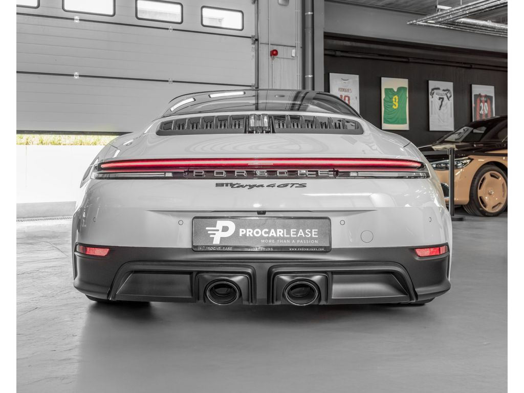 Porsche 992 2025
