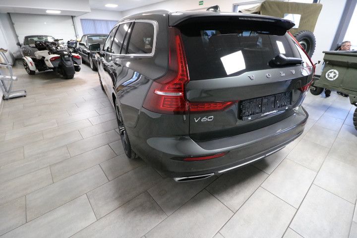 Volvo V60 2022