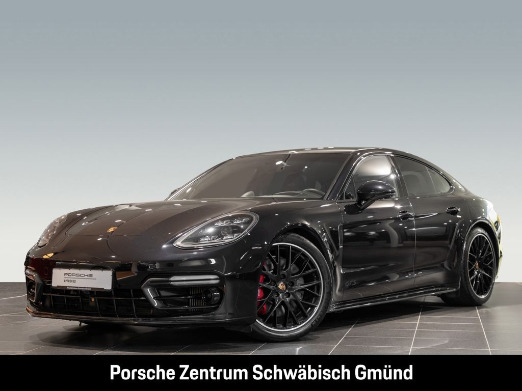 Porsche Panamera 2022