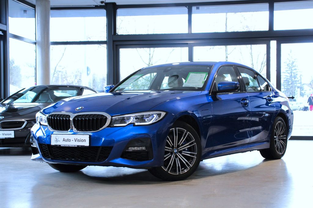 BMW 320 2021