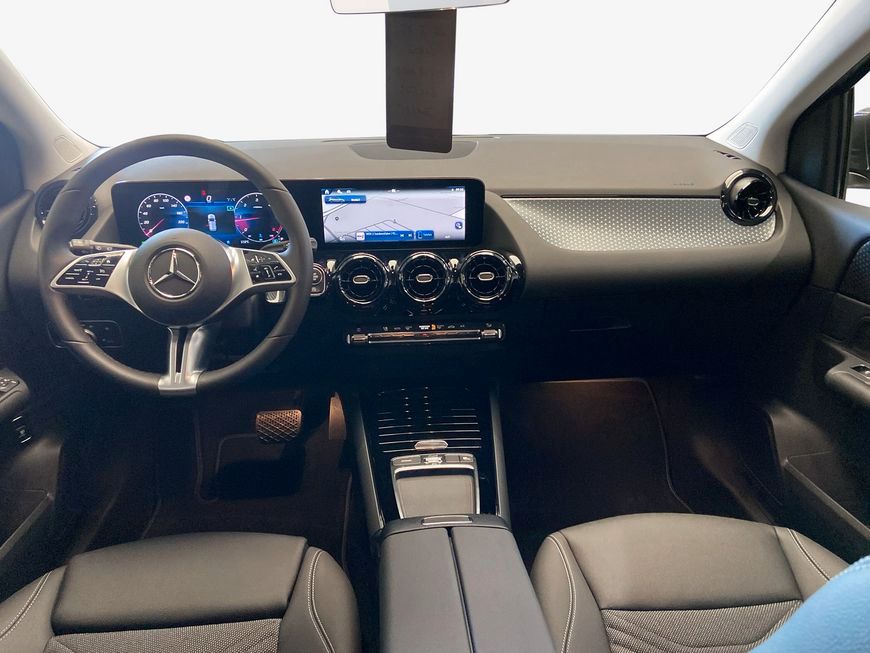 Mercedes-Benz B 180 2025