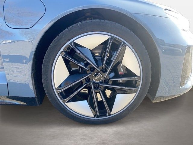 Audi RS e-tron GT 2023