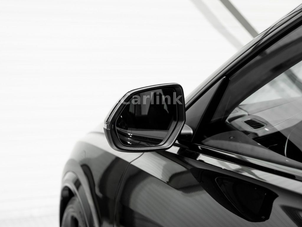 Audi RSQ8 2024