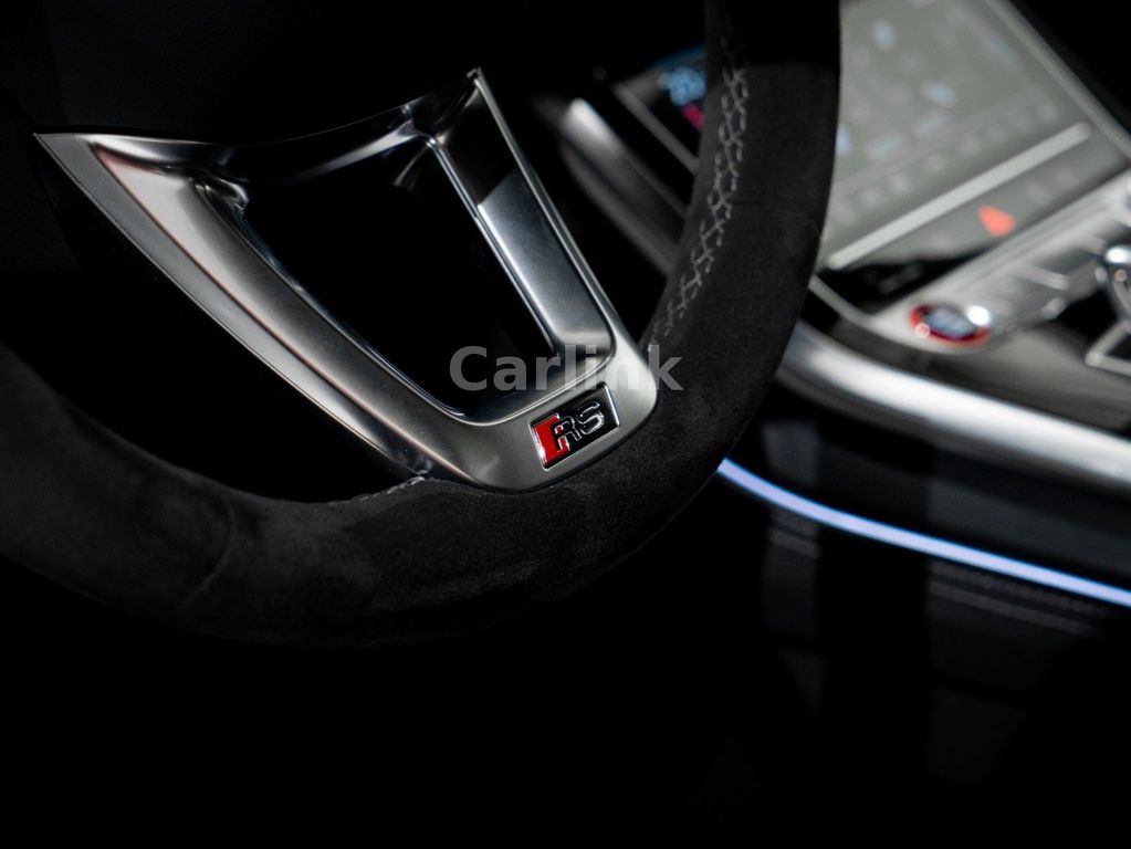 Audi RSQ8 2024