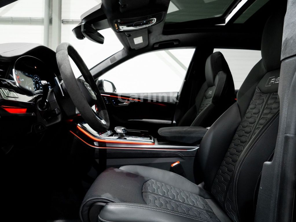 Audi RSQ8 2024