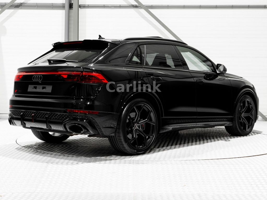 Audi RSQ8 2024