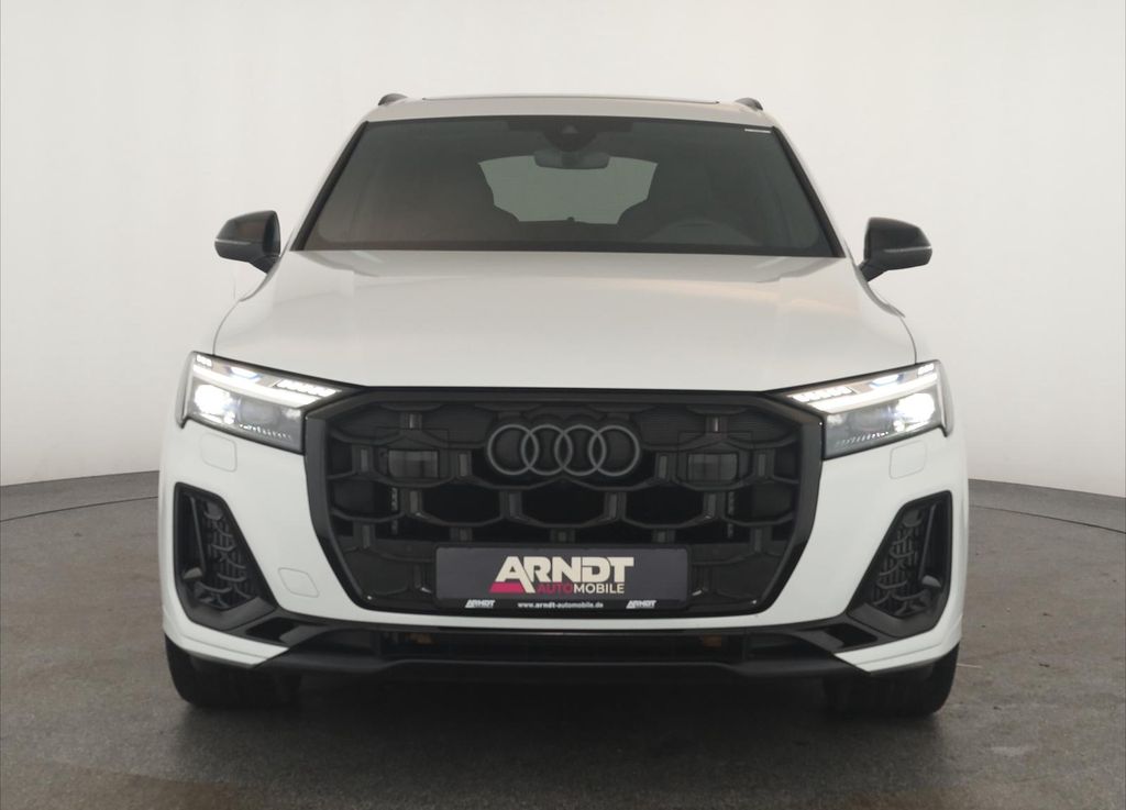Audi SQ7 2025