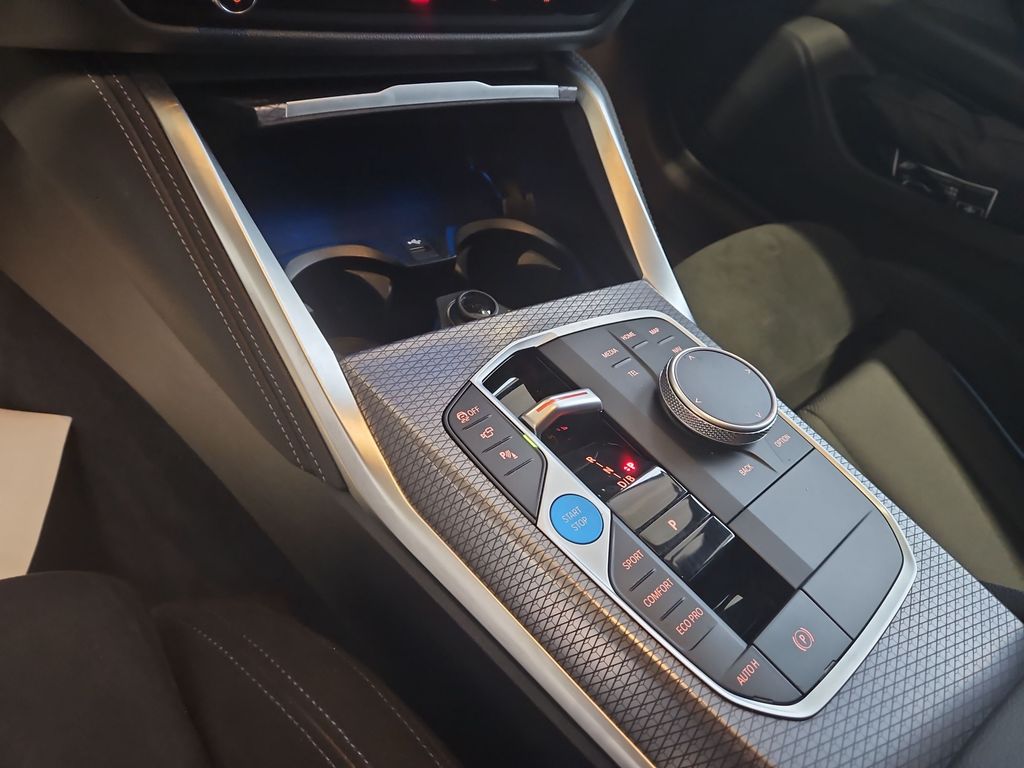 BMW i4 2025