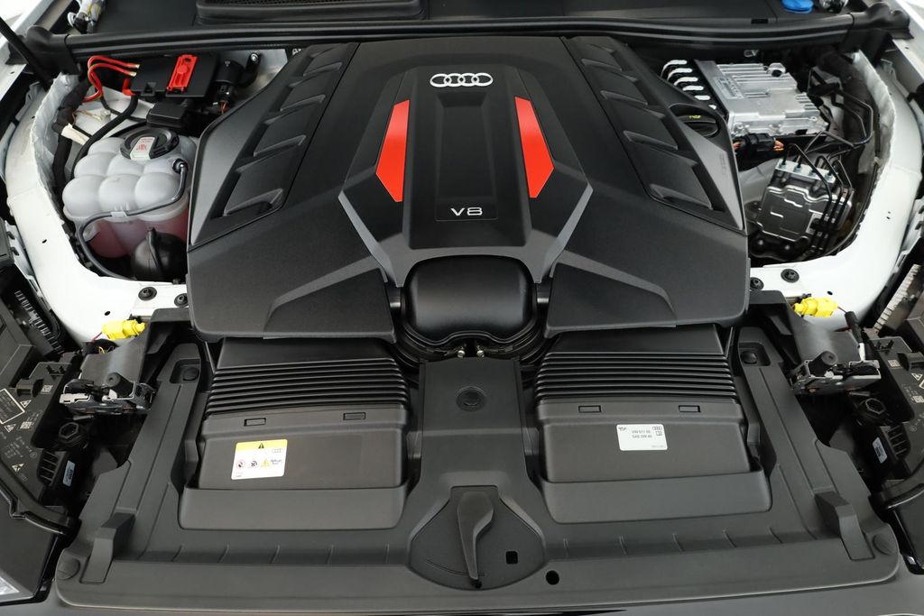 Audi SQ7 2025