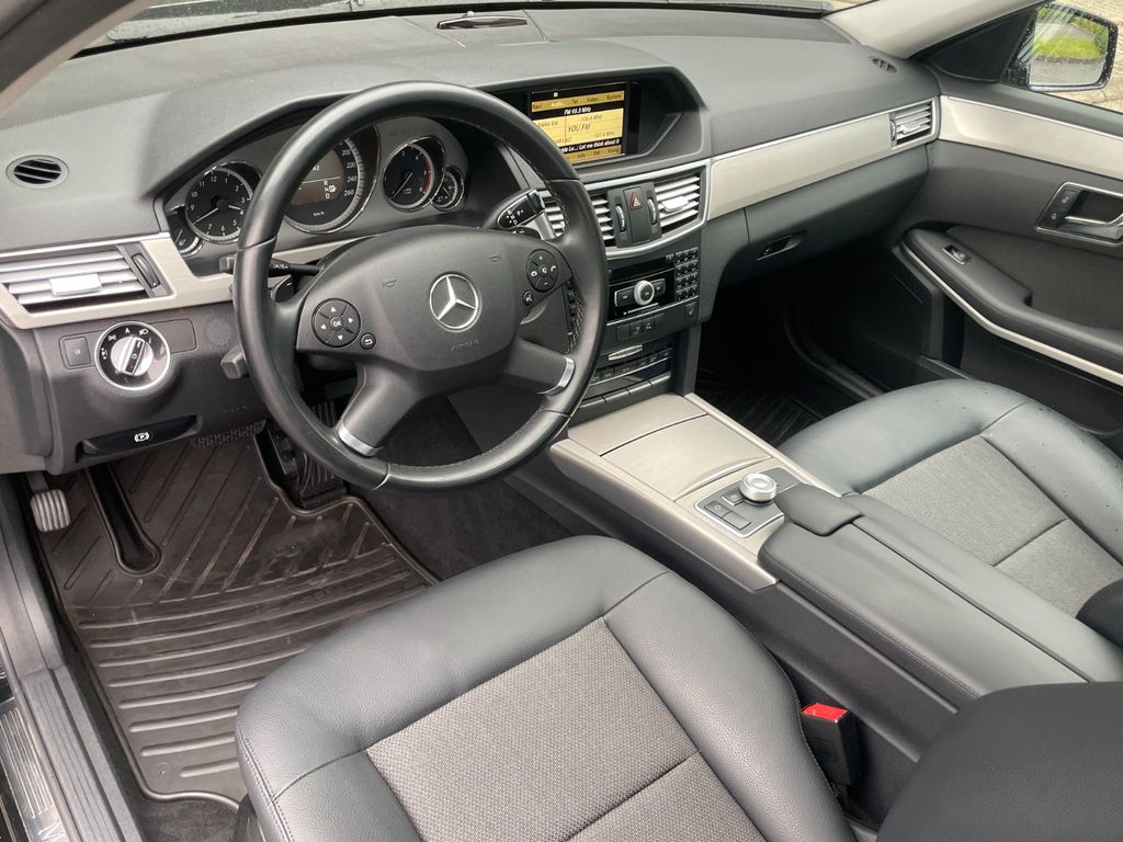 Mercedes-Benz E 350 2011