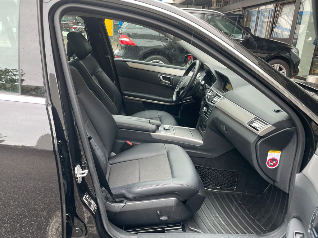 Mercedes-Benz E 350 2011