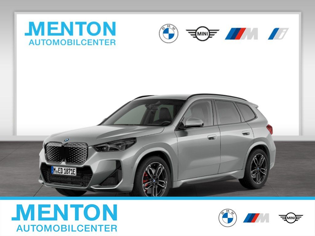 BMW iX1