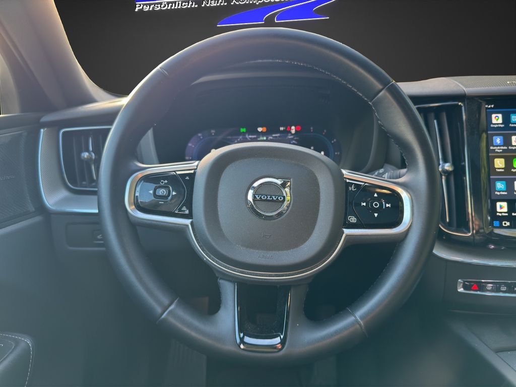 Volvo XC60 2022