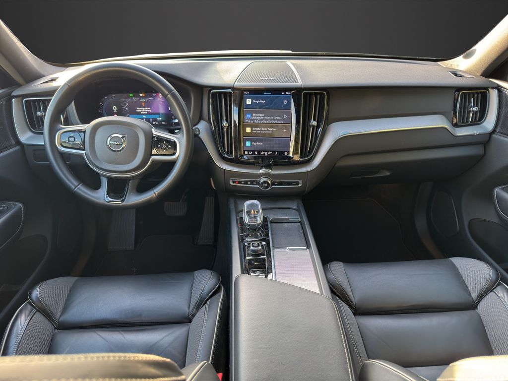 Volvo XC60 2022