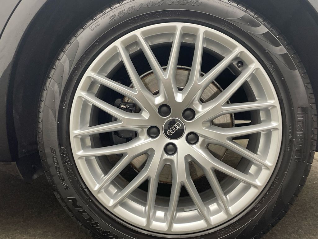 Audi SQ5 2023