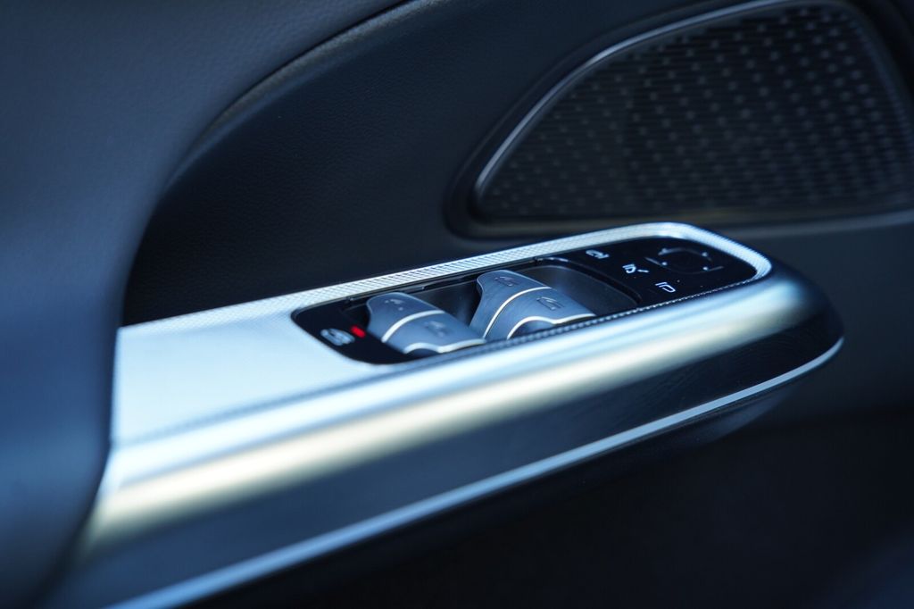 Mercedes-Benz E 300 2024