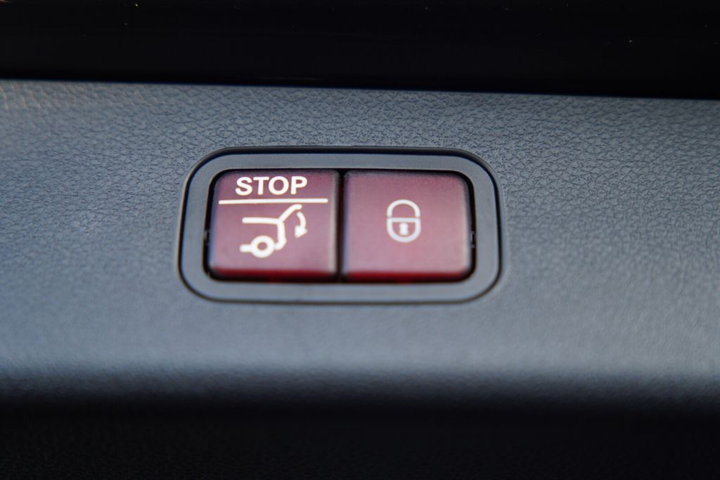 Mercedes-Benz E 300 2024