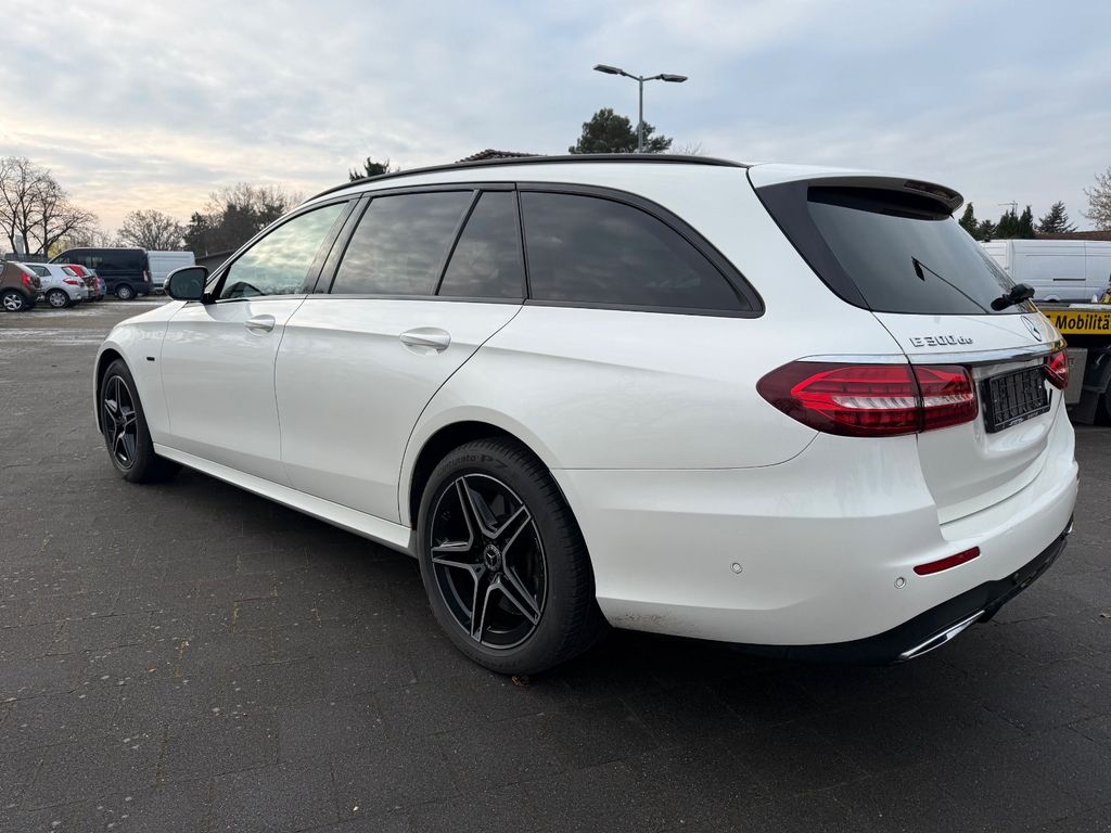 Mercedes-Benz E 300 2021