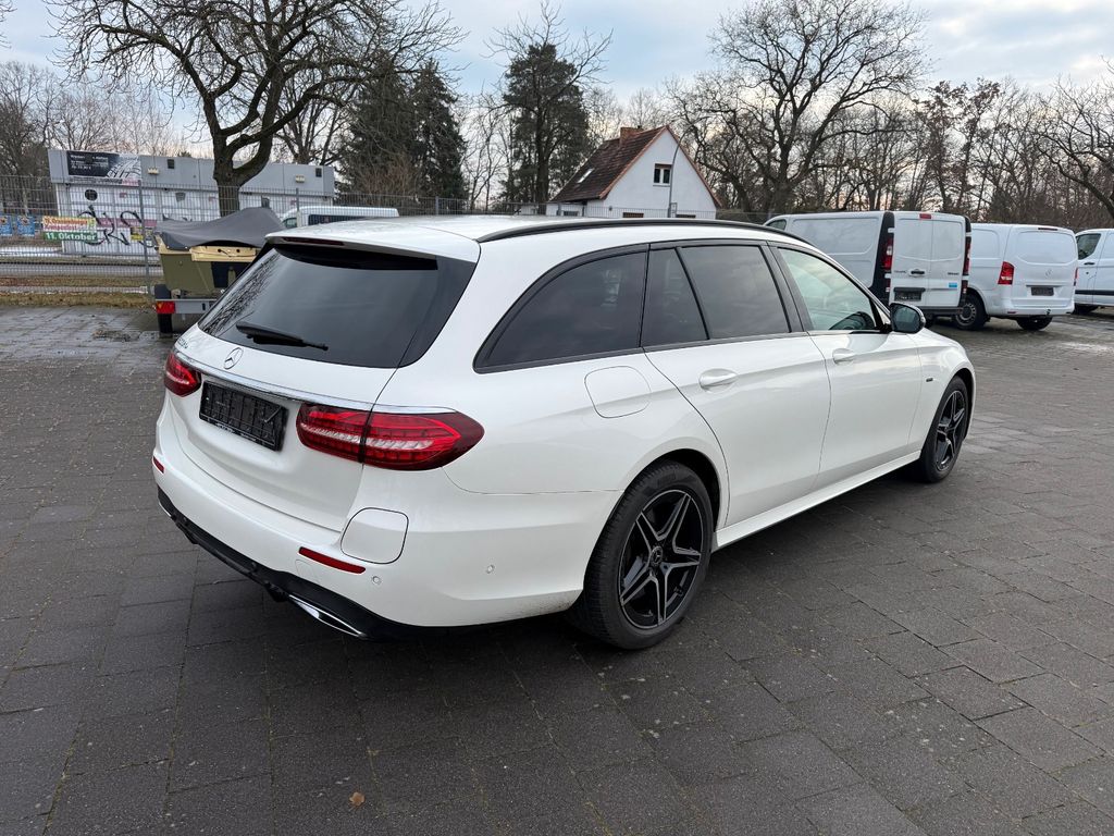 Mercedes-Benz E 300 2021