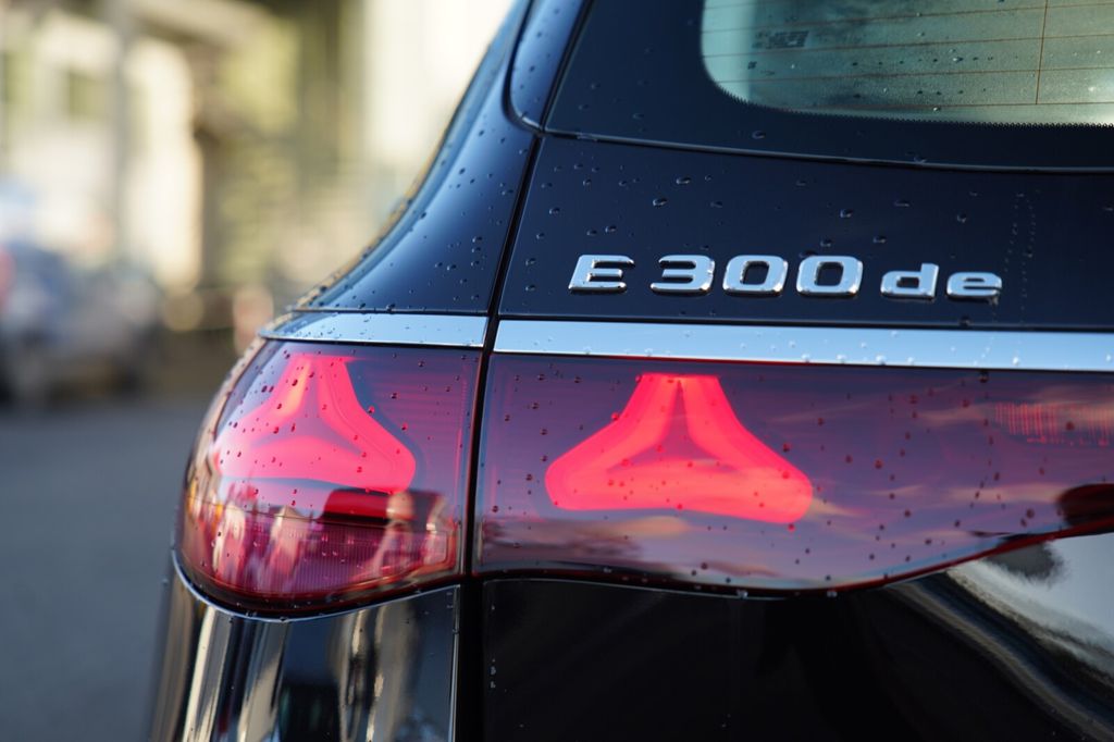 Mercedes-Benz E 300 2024