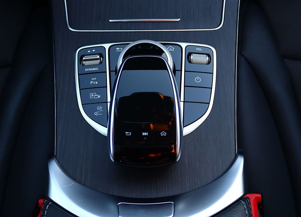 Mercedes-Benz C 300 2020