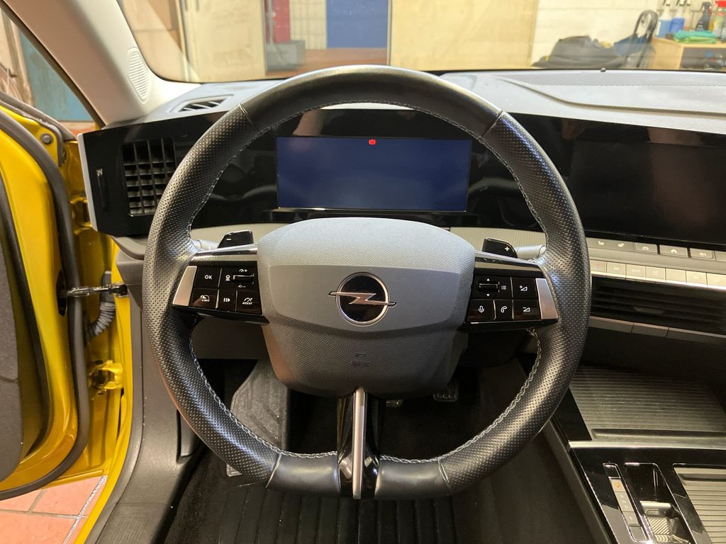 Opel Astra 2022