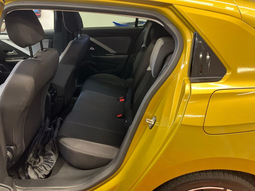 Opel Astra 2022