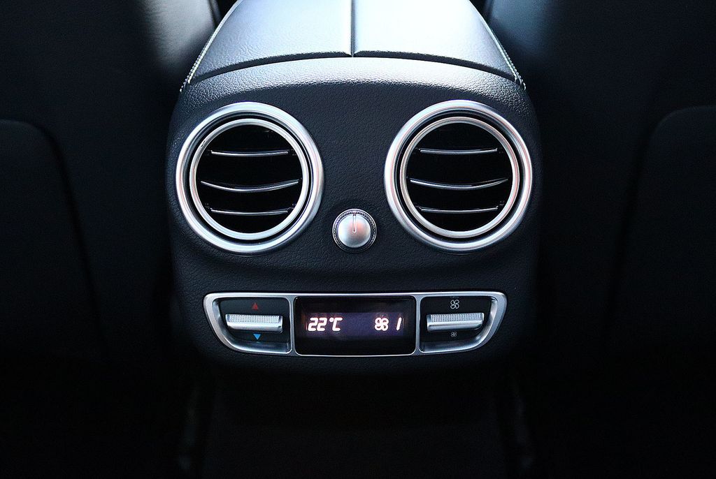 Mercedes-Benz C 300 2020