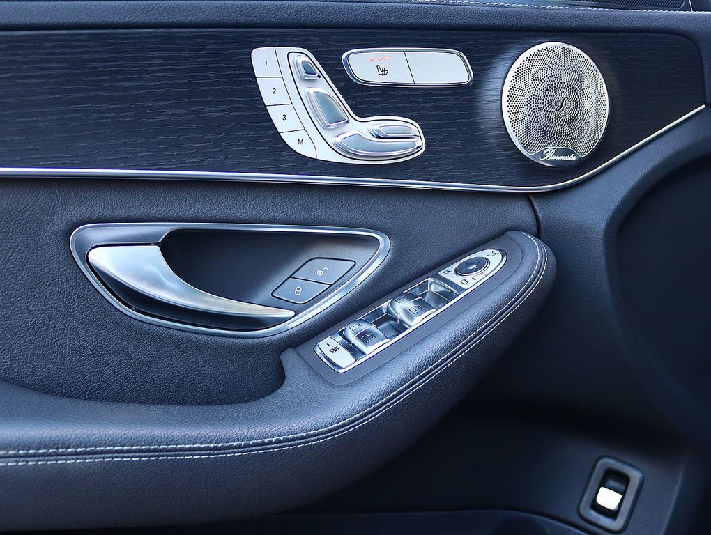 Mercedes-Benz C 300 2020