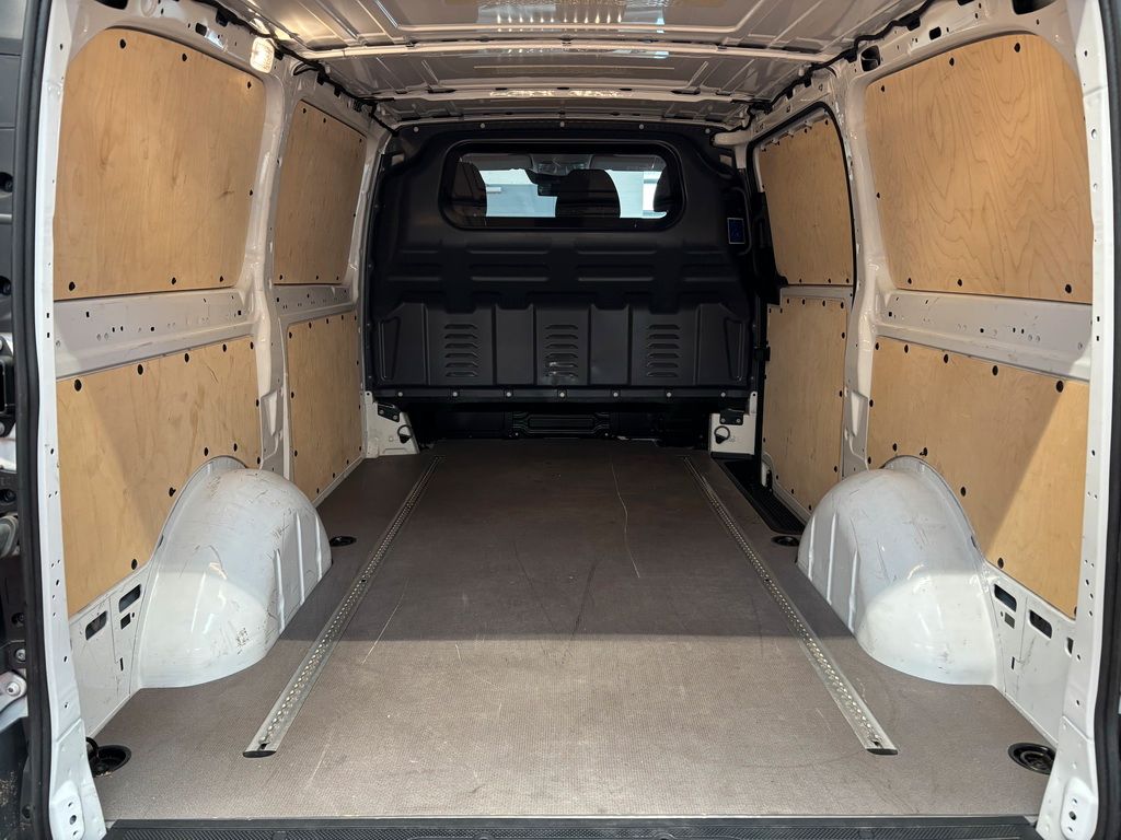 Mercedes-Benz Vito 2024